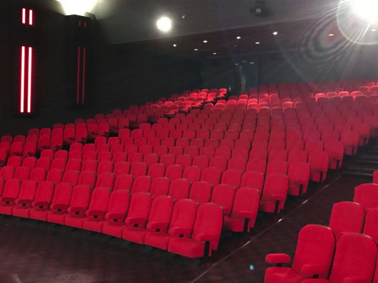 Salle de cinéma Gaumont-Variétés